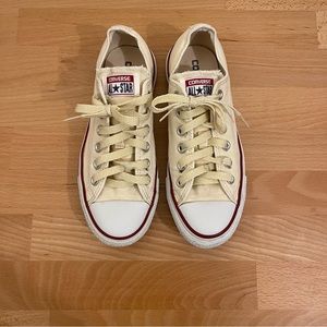 Converse | Natural Ivory Chuck Taylor All Star Classic Low Top